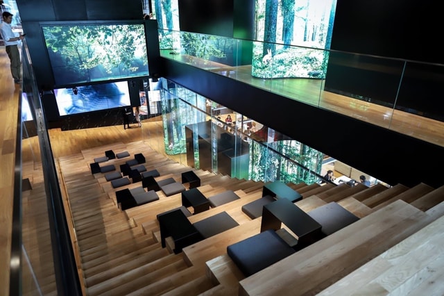 โซนทำงานเงียบ True Corporation กรุงเทพ - วัฒนธรรมการทำงานในไทย