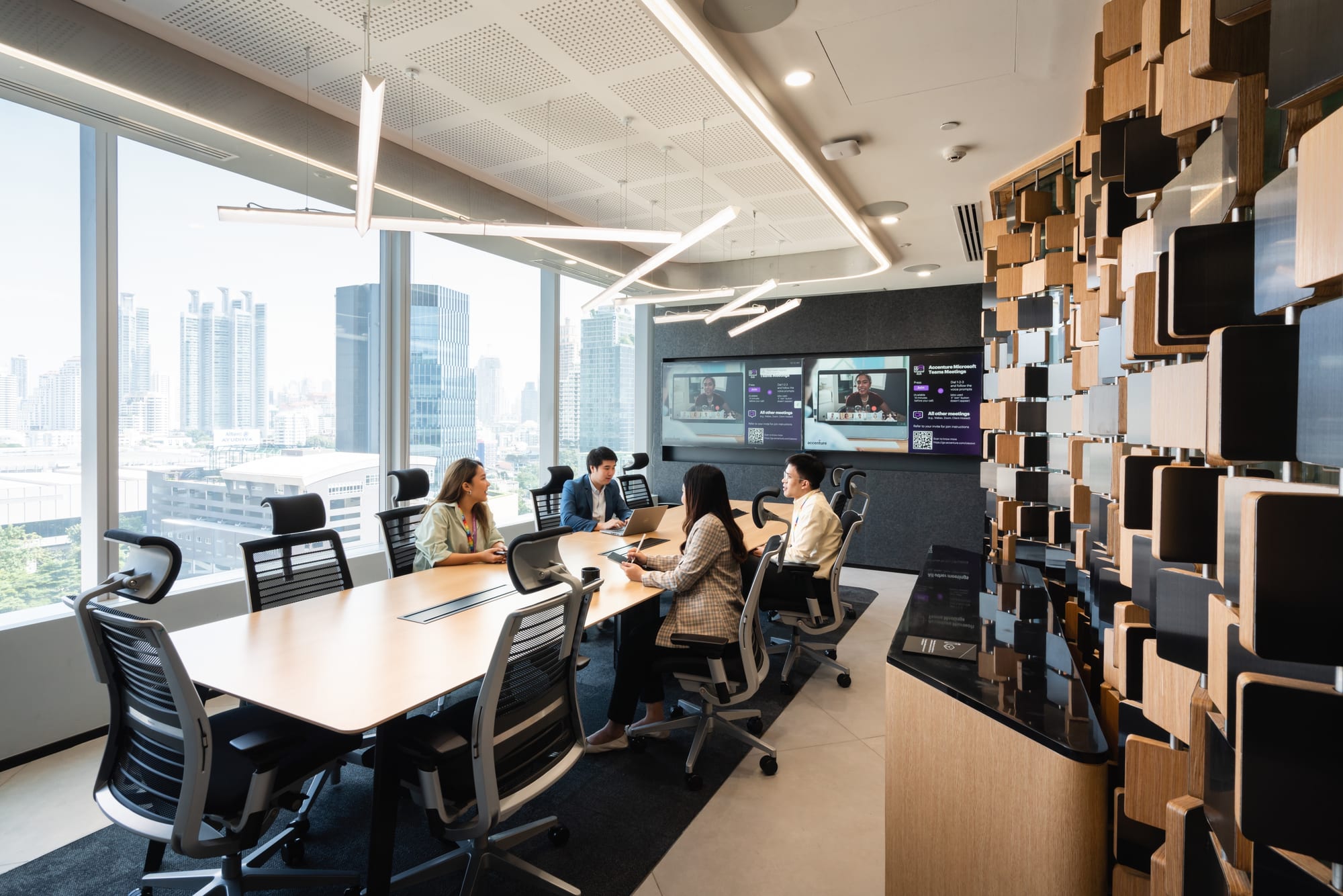 Accenture Thailand main reception — TOP50 most attractive employer